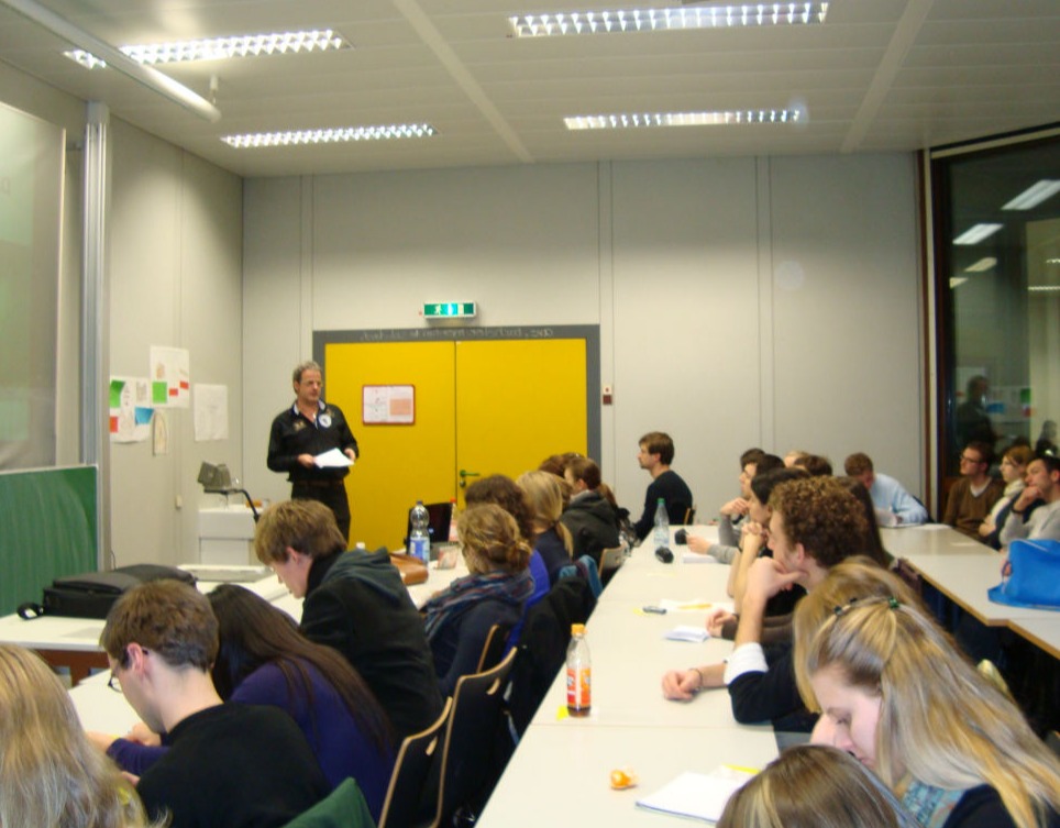 Vortrag über Leistungssteigerung an der Universität Trier